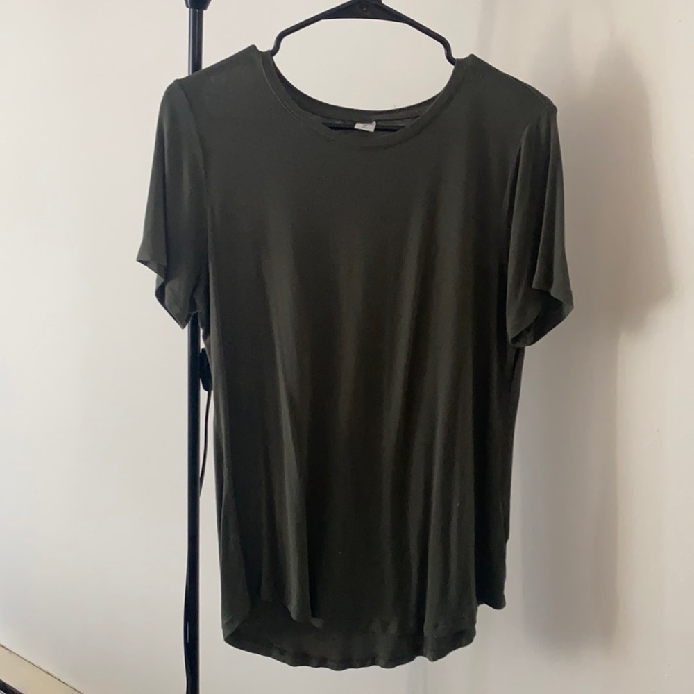 olive Basic T-shirt